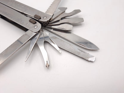 Victorinox Swiss Tool – Grade B