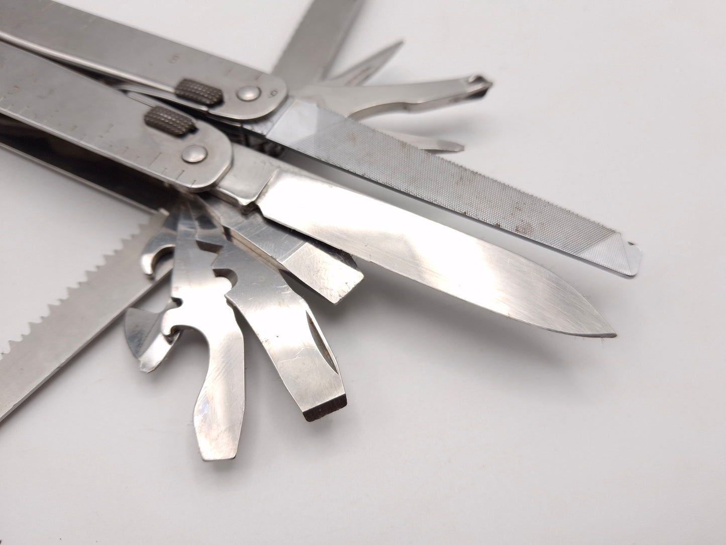 Victorinox Swiss Tool – Grade B