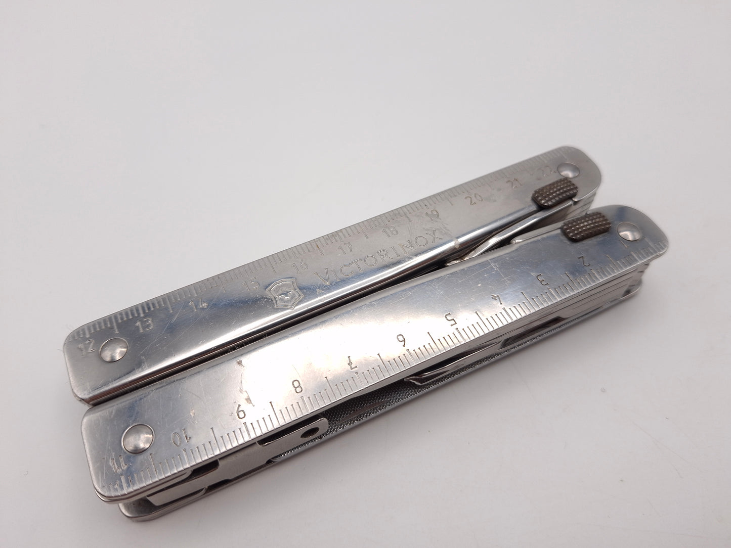Victorinox Swiss Tool – Grade B