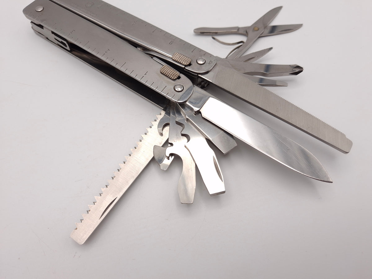 Victorinox Swiss Tool X – Grade B