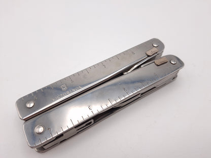 Victorinox Swiss Tool X – Grade B