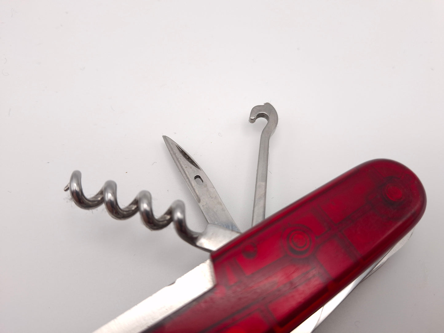 Victorinox Huntsman Transparent Red – Grade B