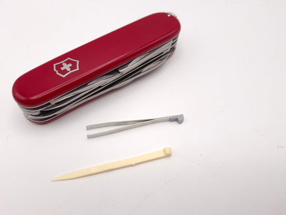 Victorinox Huntsman Rood – Grade B
