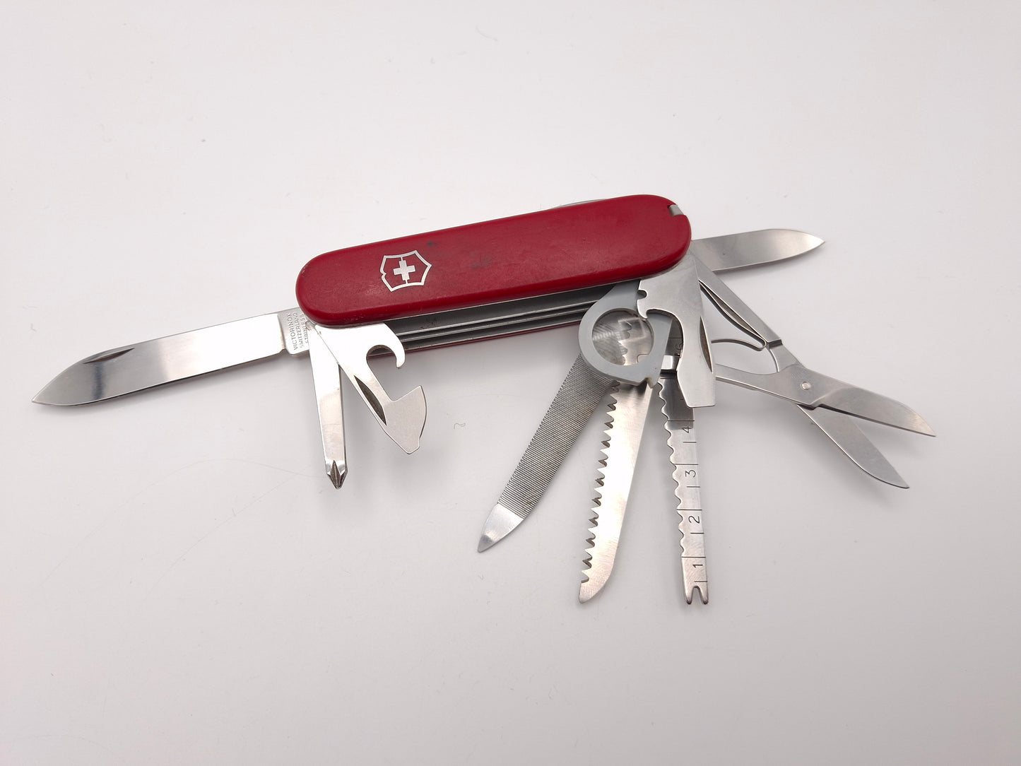 Victorinox Champion Original Red – Grade C