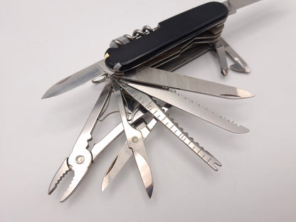 Victorinox SwissChamp Black – Grade B
