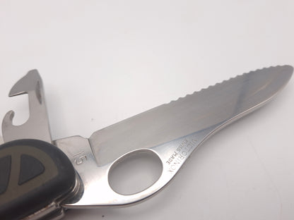 Victorinox Soldier 08 One Hand (Model 2015) – Grade B