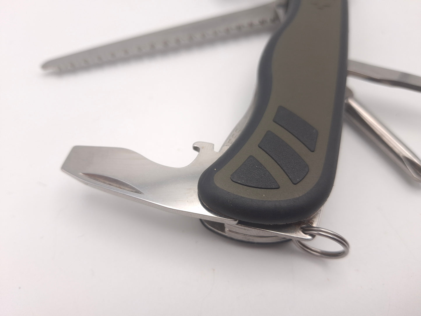 Victorinox Soldier 08 One Hand (Model 2015) – Grade B