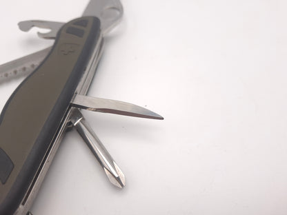 Victorinox Soldier 08 One Hand (Model 2015) – Grade B