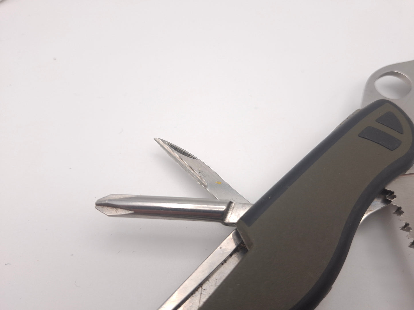 Victorinox Soldier 08 One Hand (Model 2015) – Grade B