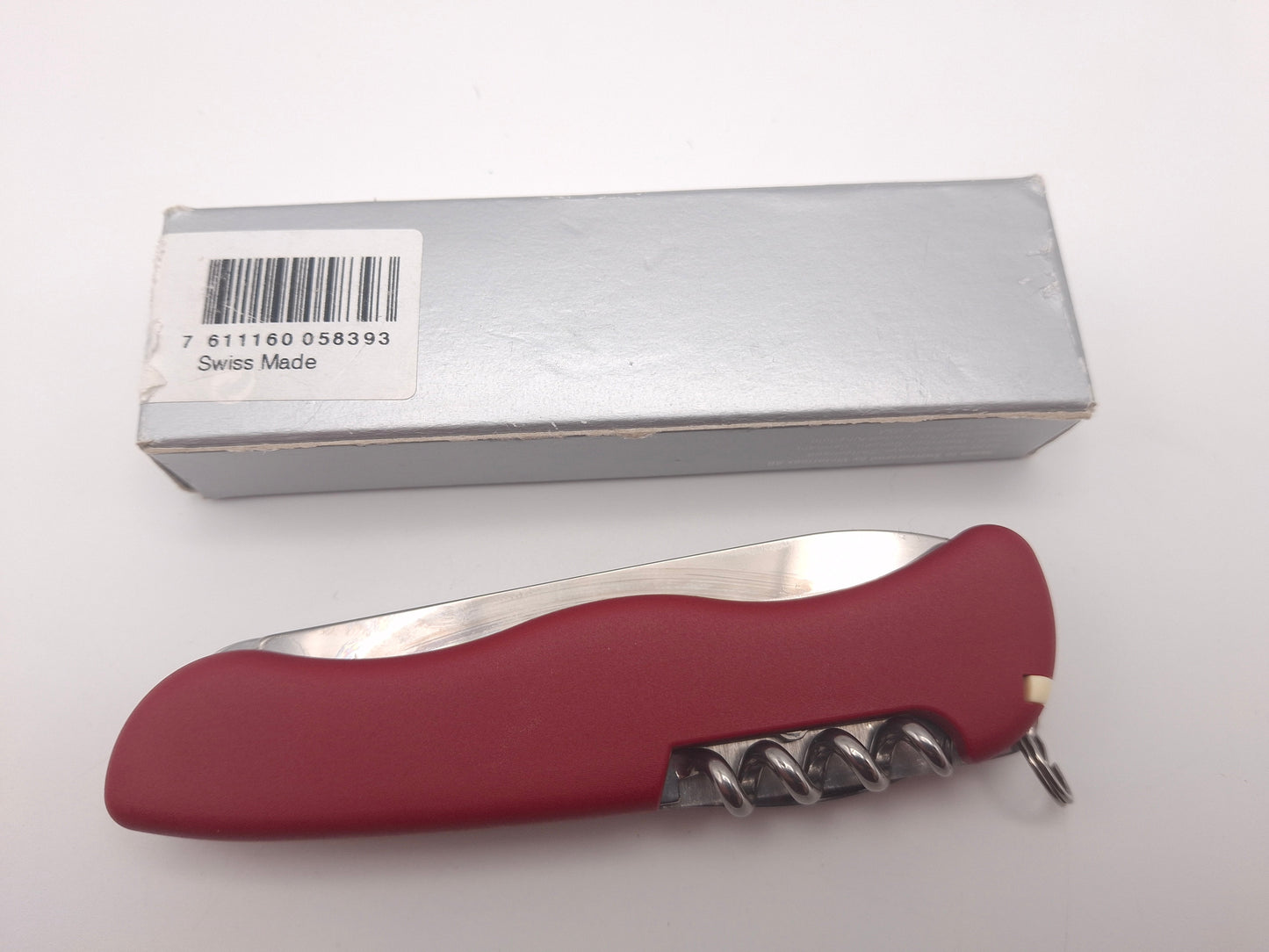 Victorinox Hunter Red – Grade A