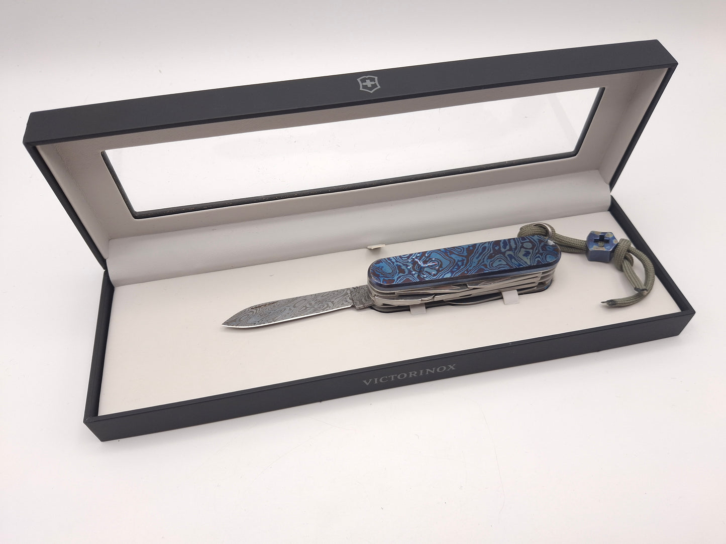 Victorinox Deluxe Tinker Damast Limited Edition 2018 MetonBoss Alien Timascus – Grade A