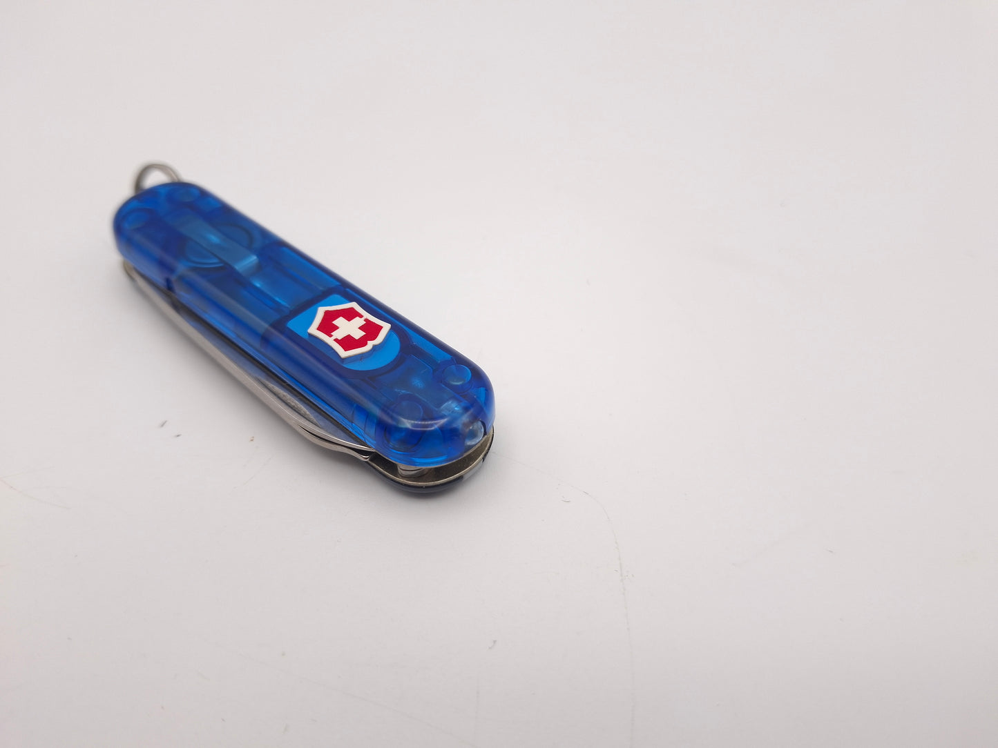 Victorinox Swiss Lite Blue Transparent – ​​Grade A