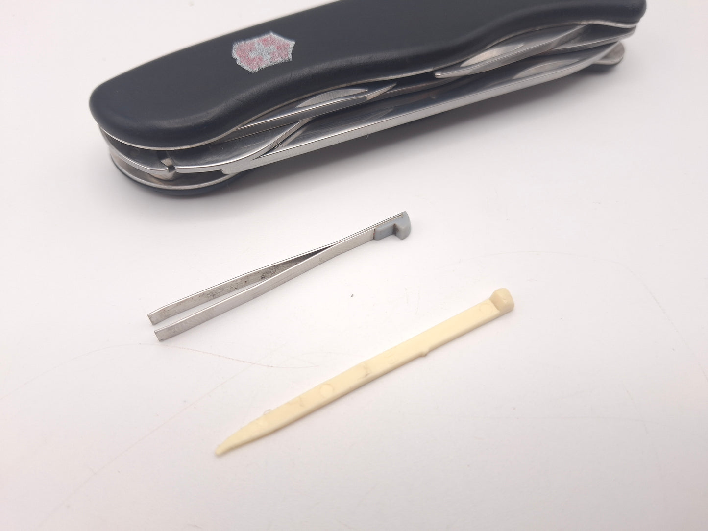 Victorinox Forester Slide-lock Black – Grade C