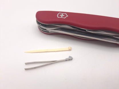 Victorinox Outrider Rood – Grade B