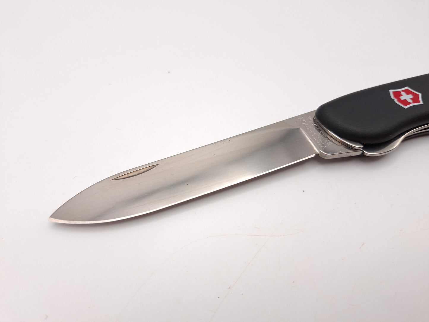 Victorinox Sentinel Zwart – Grade B