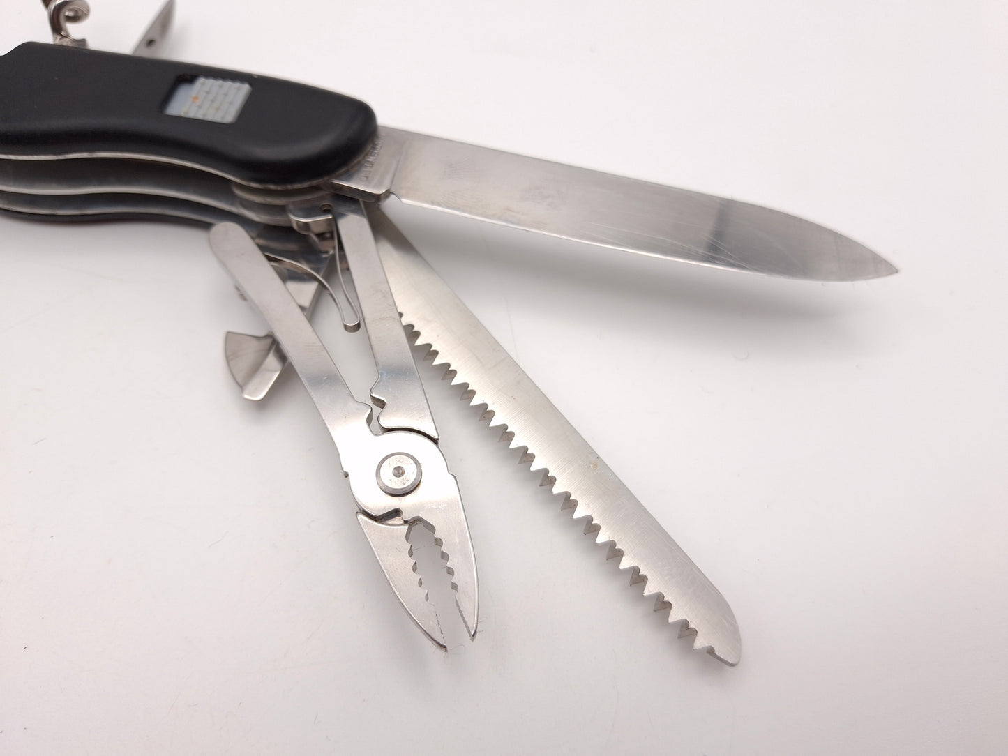 Victorinox Atlas Slide-lock Black – Grade B