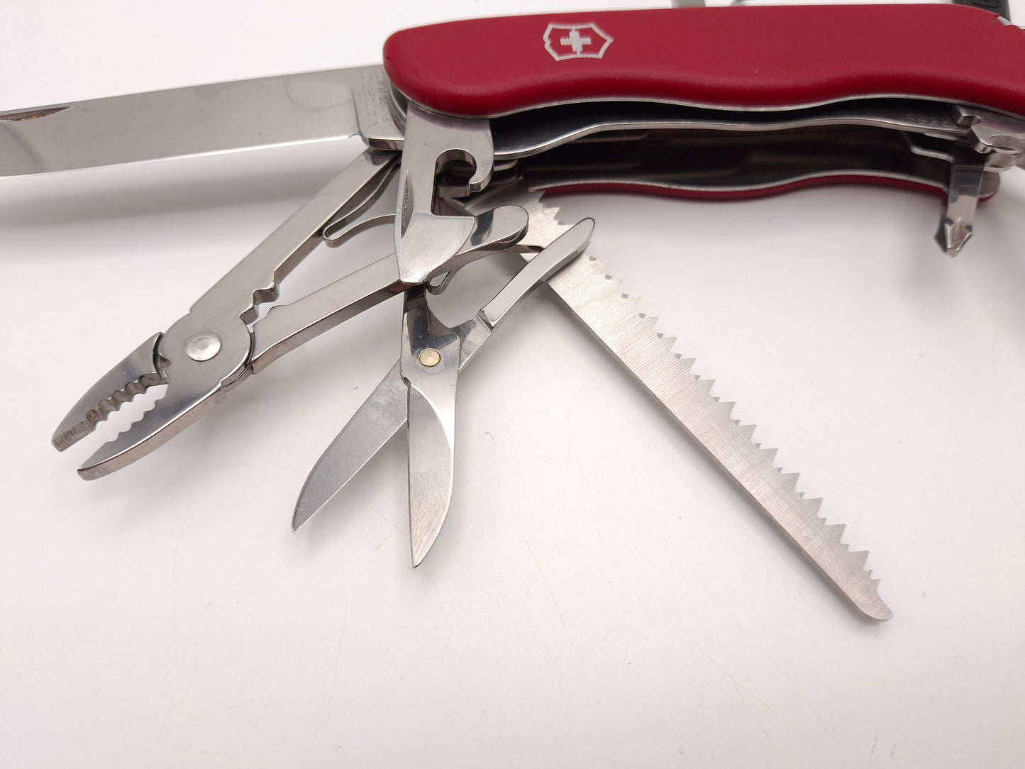 Victorinox Hercules Red – Grade B