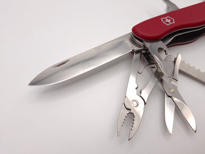 Victorinox Hercules Red – Grade B