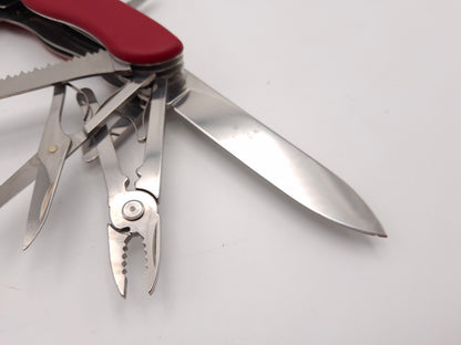 Victorinox Hercules Red – Grade B