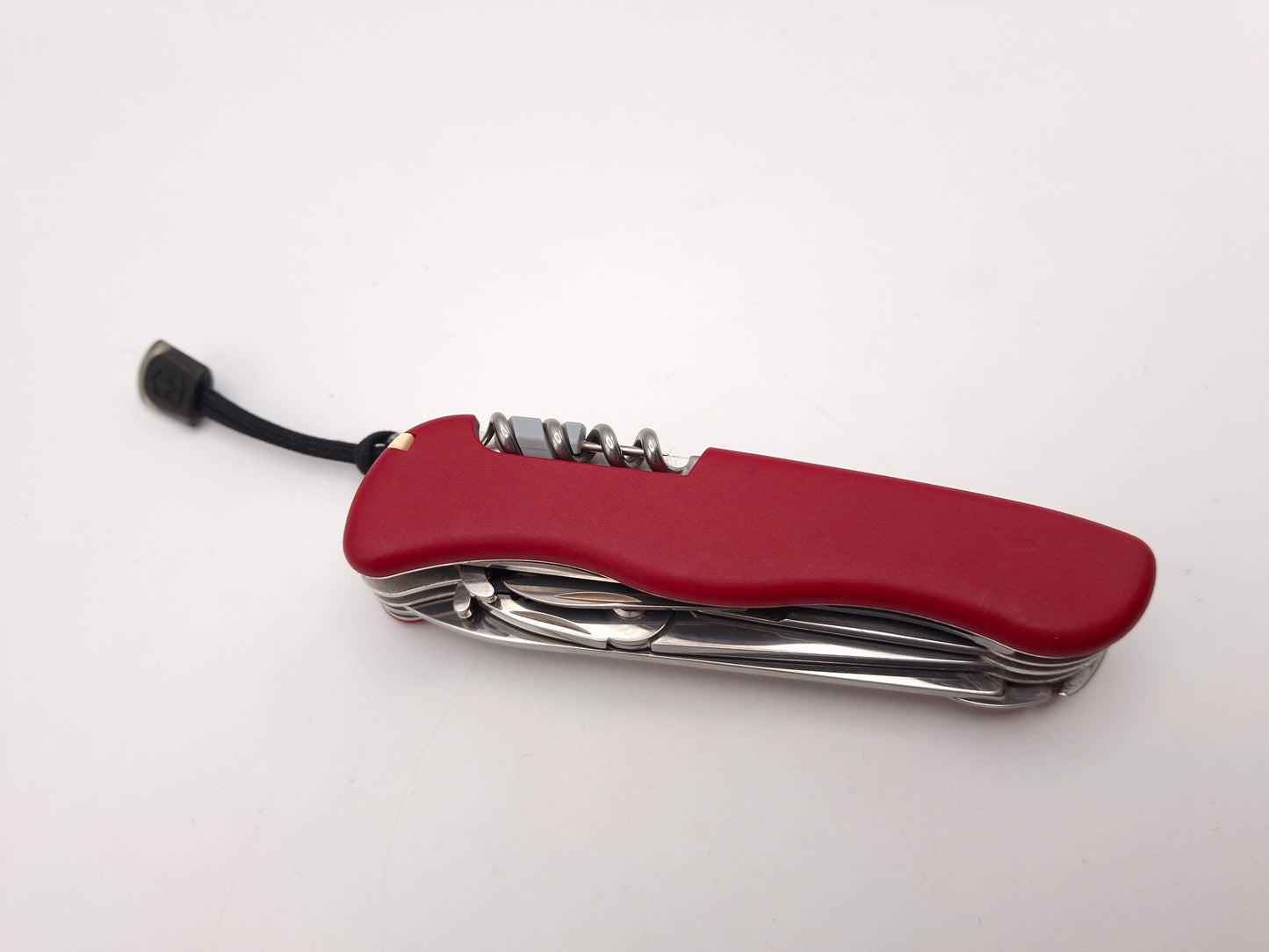 Victorinox Hercules Red – Grade B