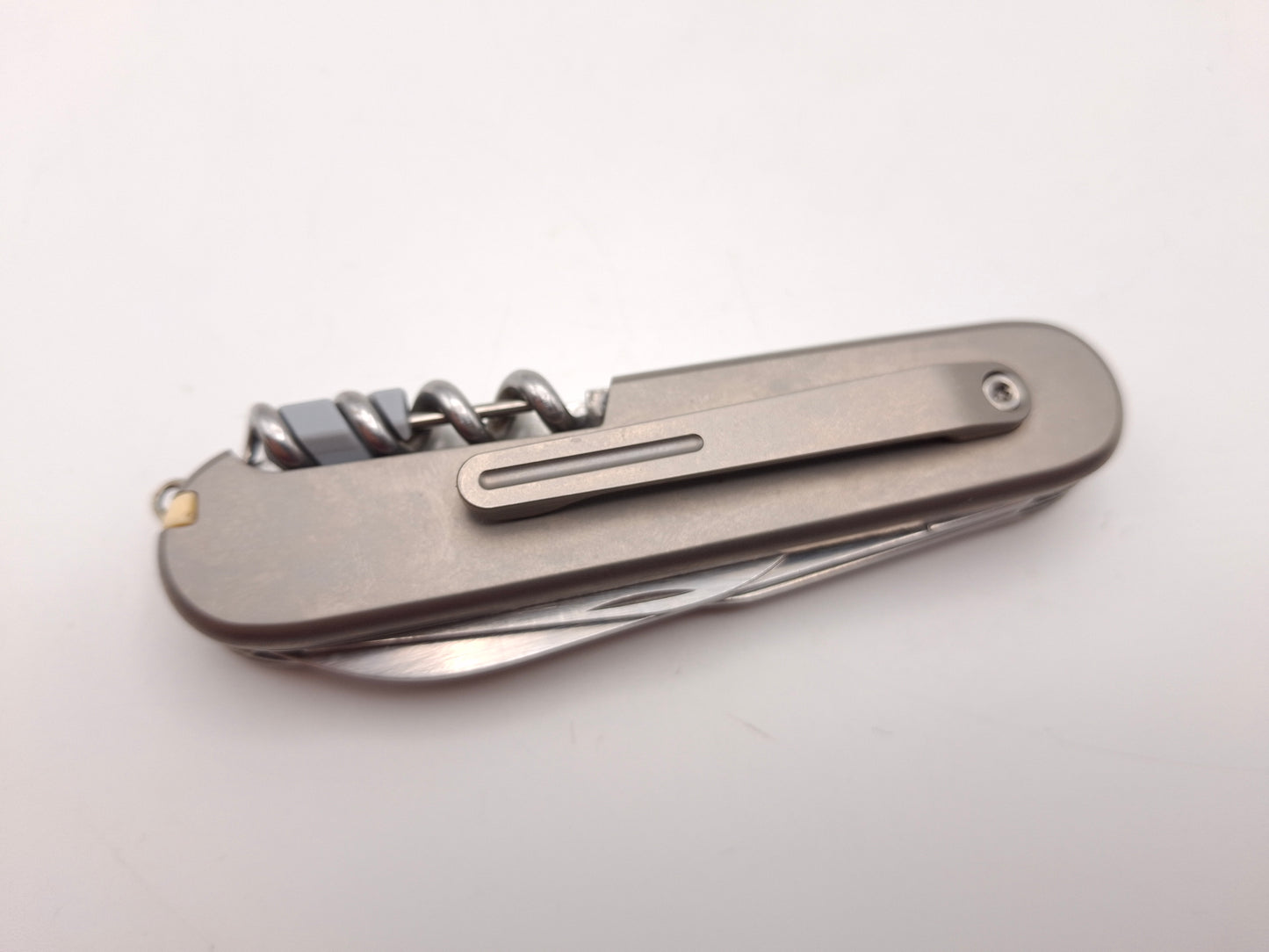 Victorinox Spartan Titanium Custom – Grade B