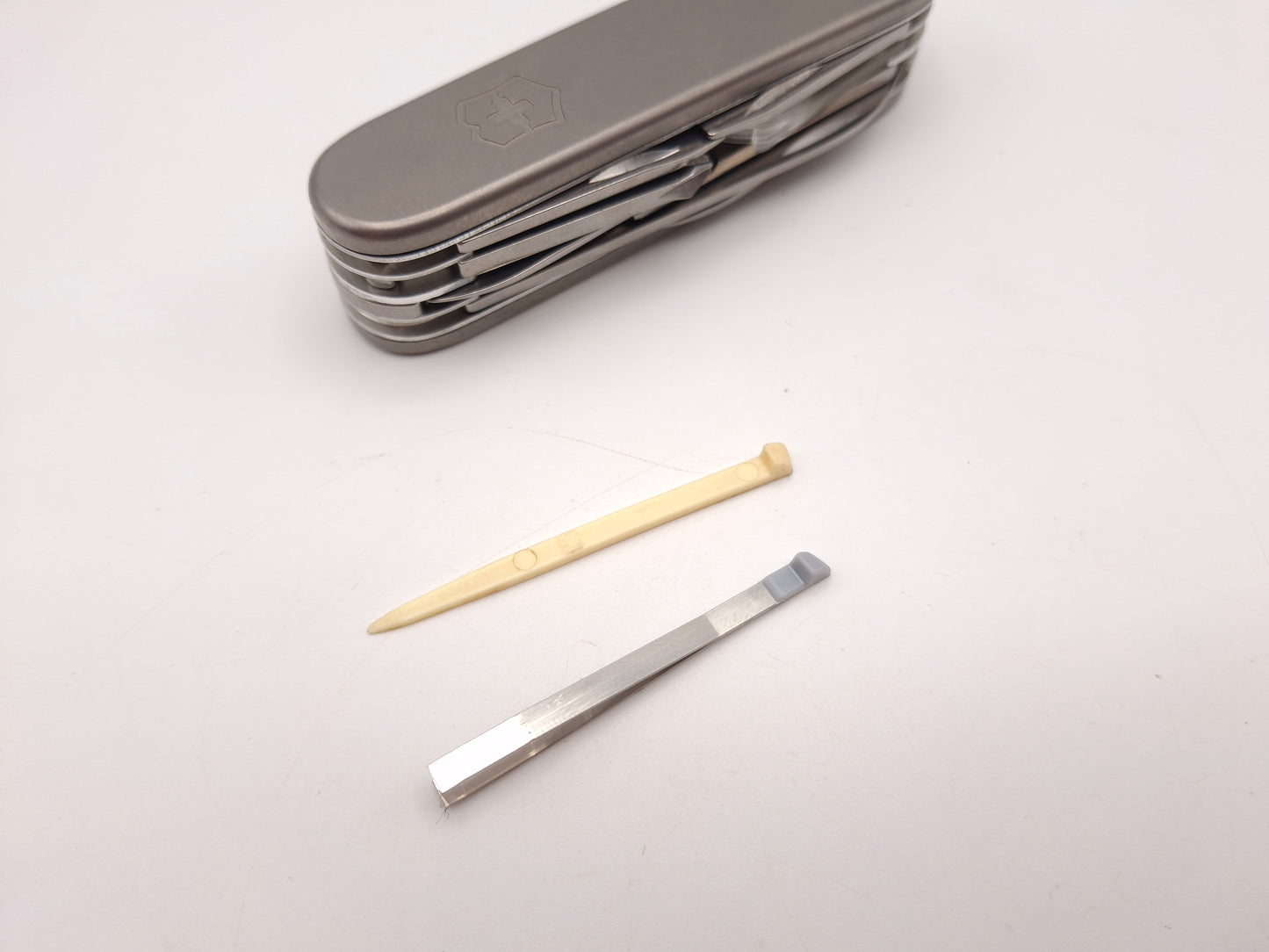 Victorinox Explorer Titanium Custom – Grade A