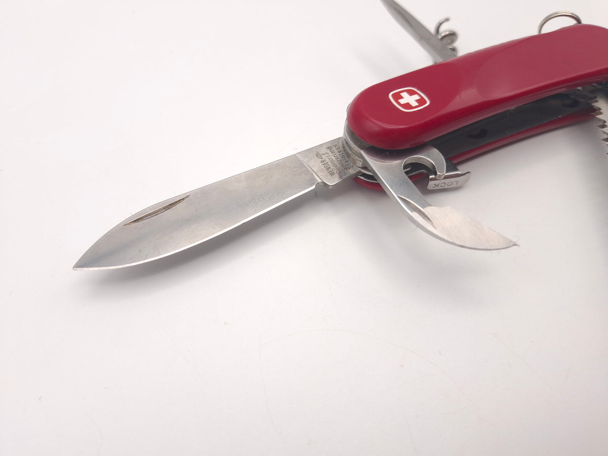 Wenger Evolution S17 Red – Grade C