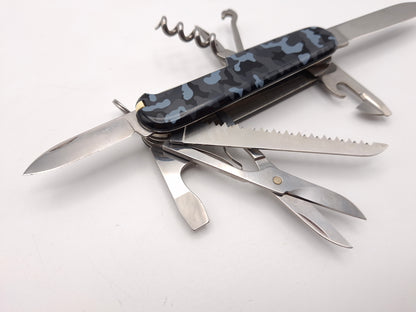 Victorinox Huntsman Navy Camouflage gravering NORIKA – OUTLET