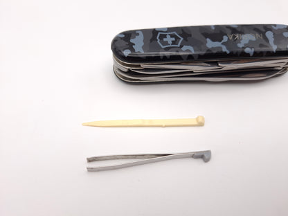 Victorinox Huntsman Navy Camouflage gravering NORIKA – OUTLET