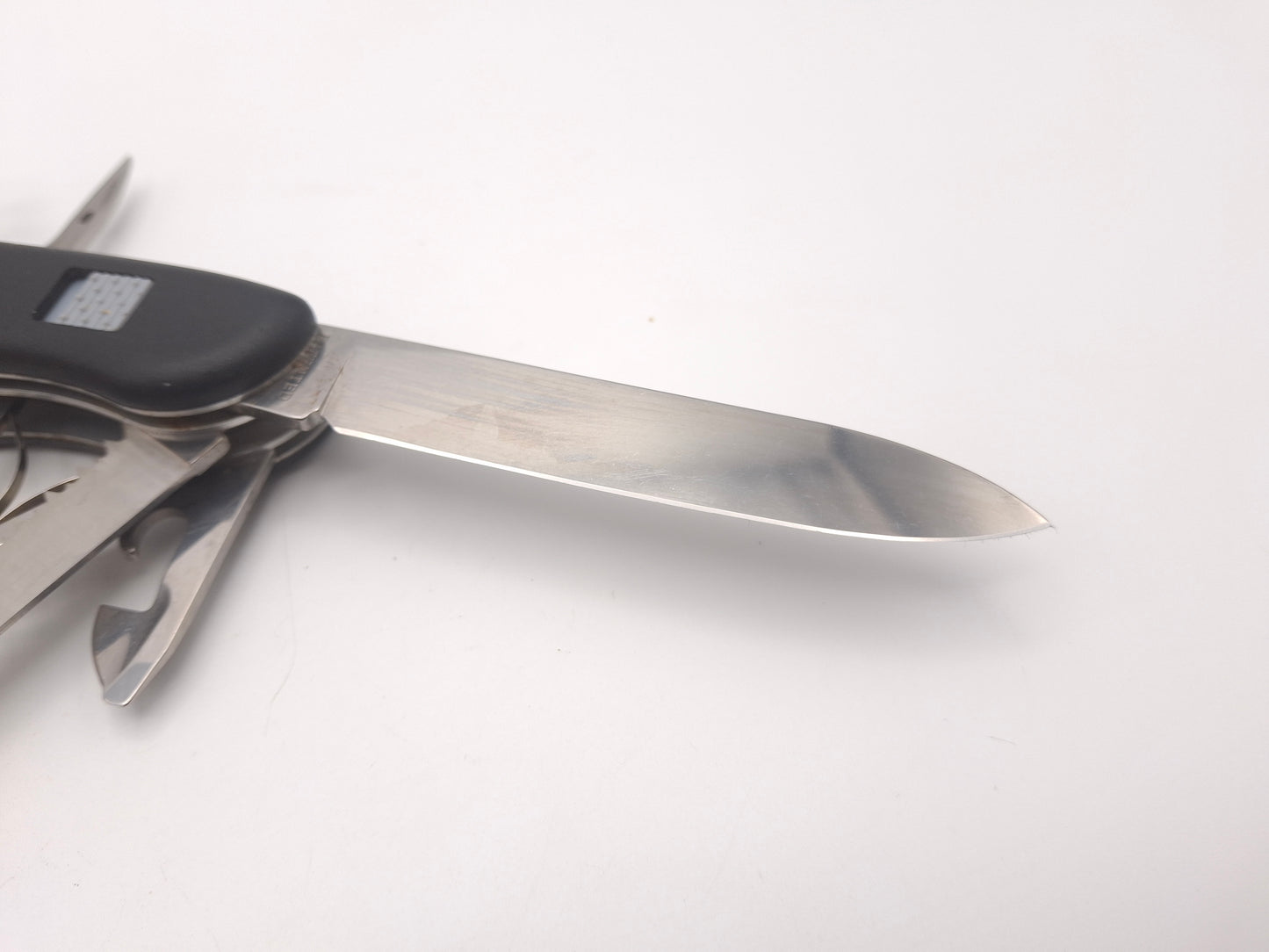 Victorinox Outrider Black opdruk Elektrownia Turów – OUTLET