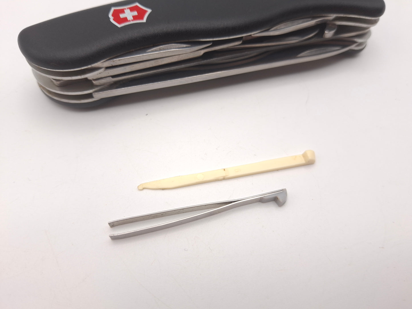 Victorinox Outrider Black opdruk Elektrownia Turów – OUTLET