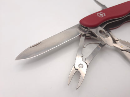 Victorinox Hercules Rood gravure Rik – OUTLET