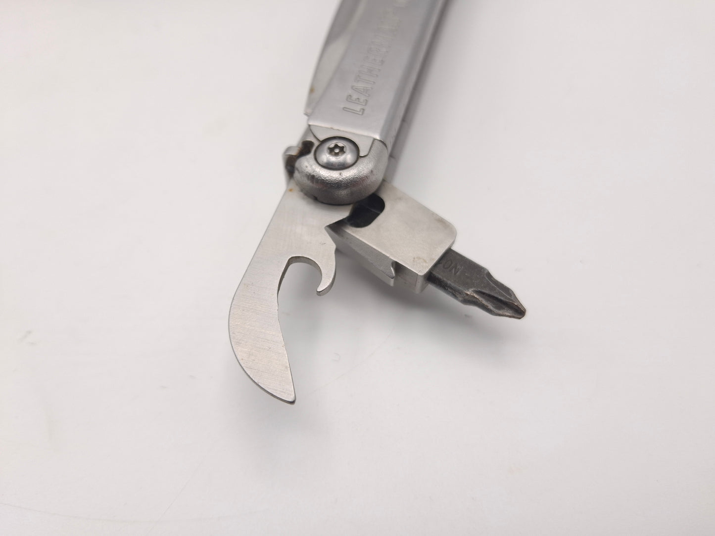 Leatherman Wave - blunt knife, rusty – OUTLET