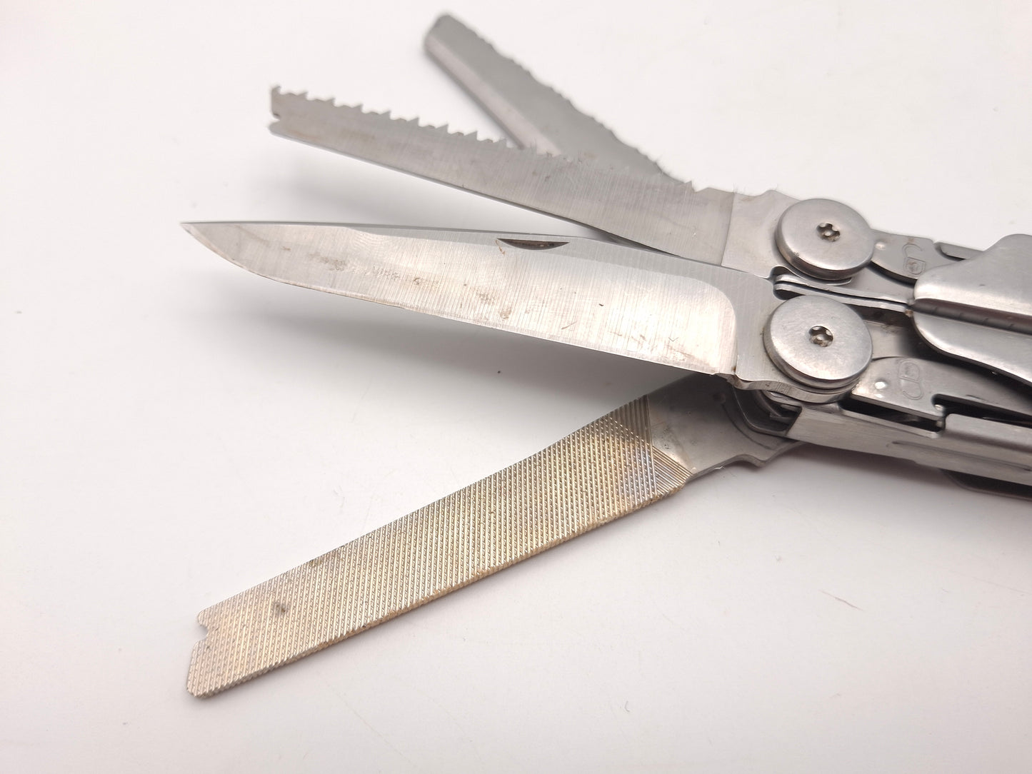 Leatherman Wave 2H – Defecte lock interne tools  – OUTLET