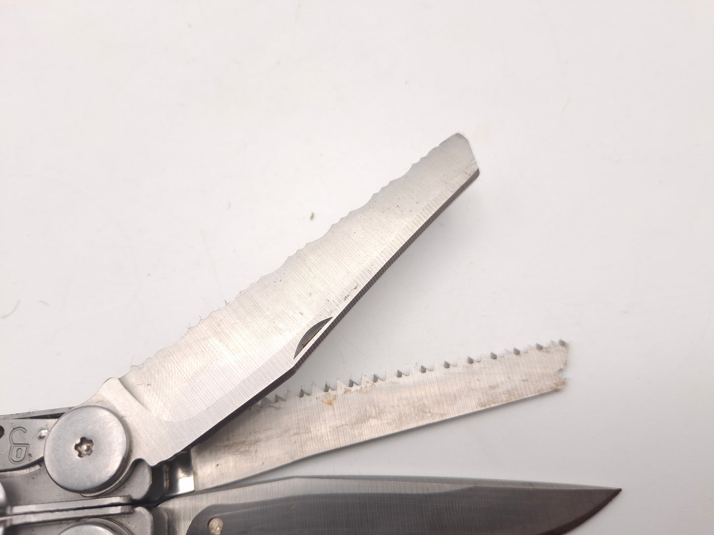 Leatherman Wave 2H – Defecte lock interne tools  – OUTLET