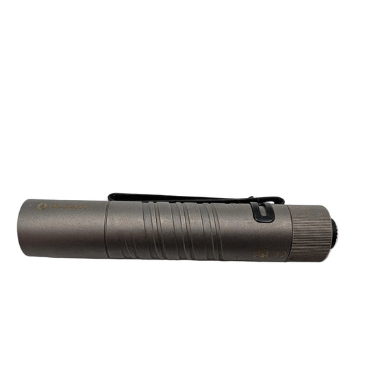 Olight i5T EOS Titanium Limited Edition - Grade B