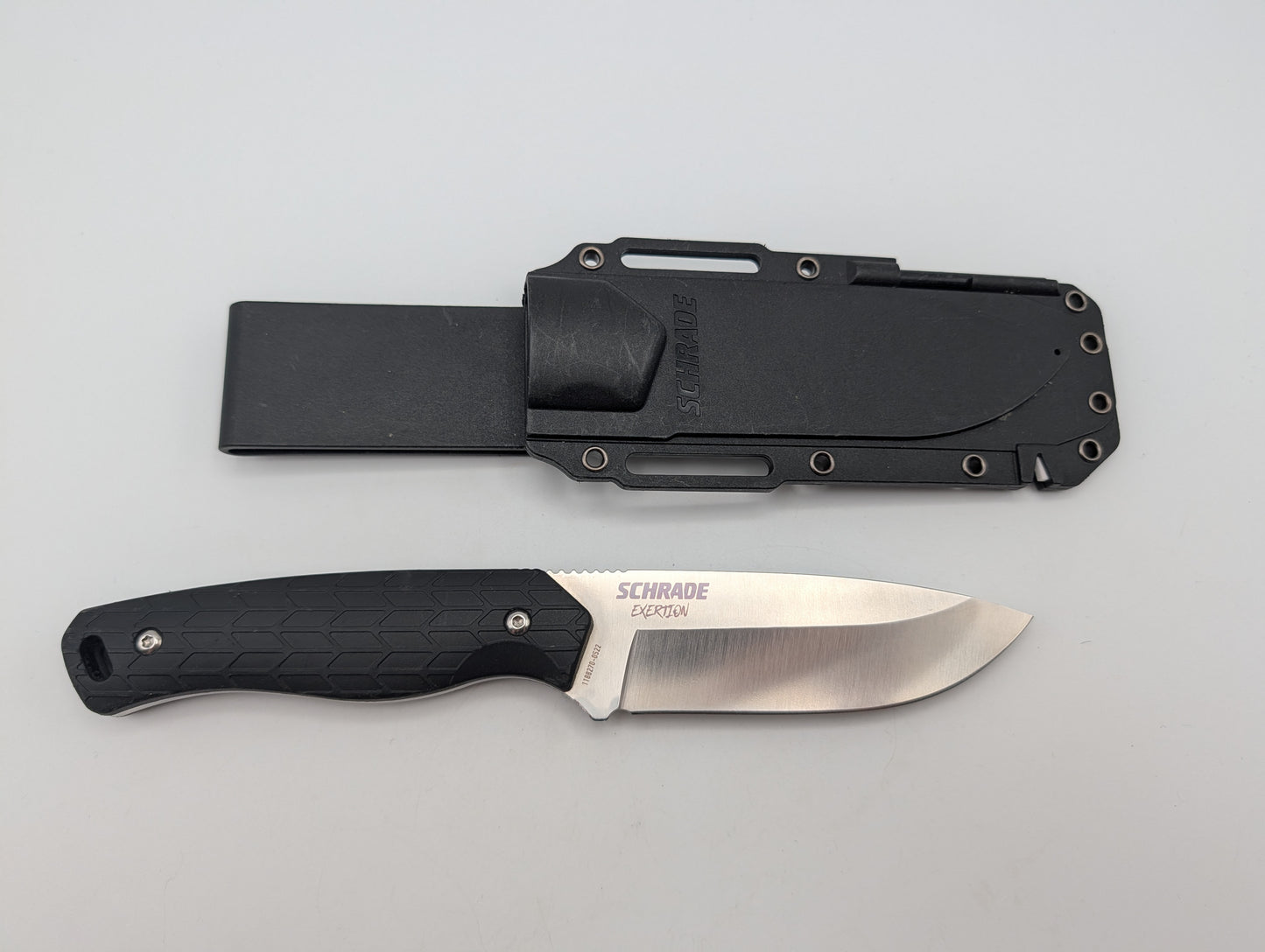 Schrade Exertion AUS-10 Zwart – Grade B