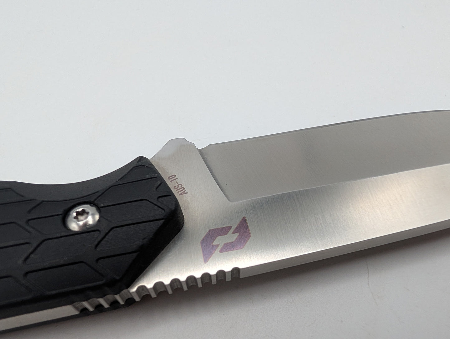 Schrade Exertion AUS-10 Zwart – Grade B
