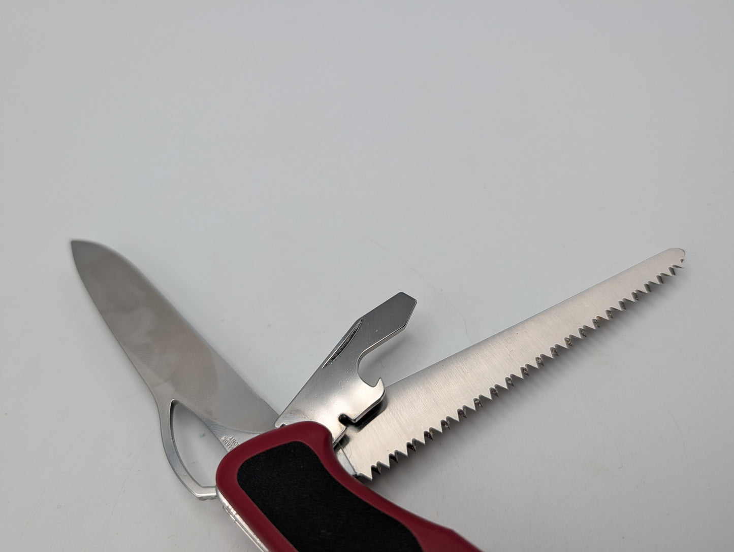 Victorinox RangerGrip 78 Rood/Zwart - Grade A