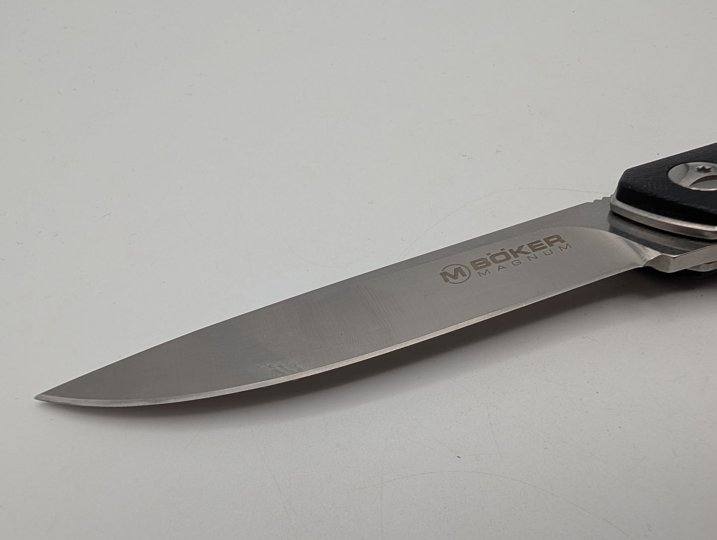Böker Magnum Miyu Zwart – Grade B