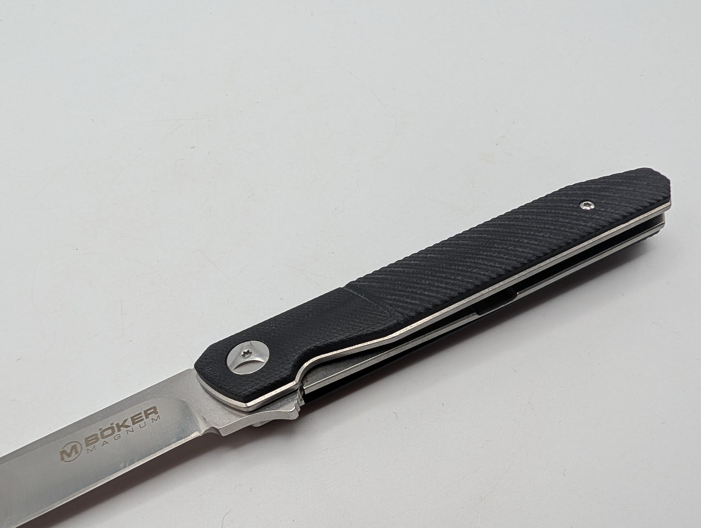 Böker Magnum Miyu Zwart – Grade B
