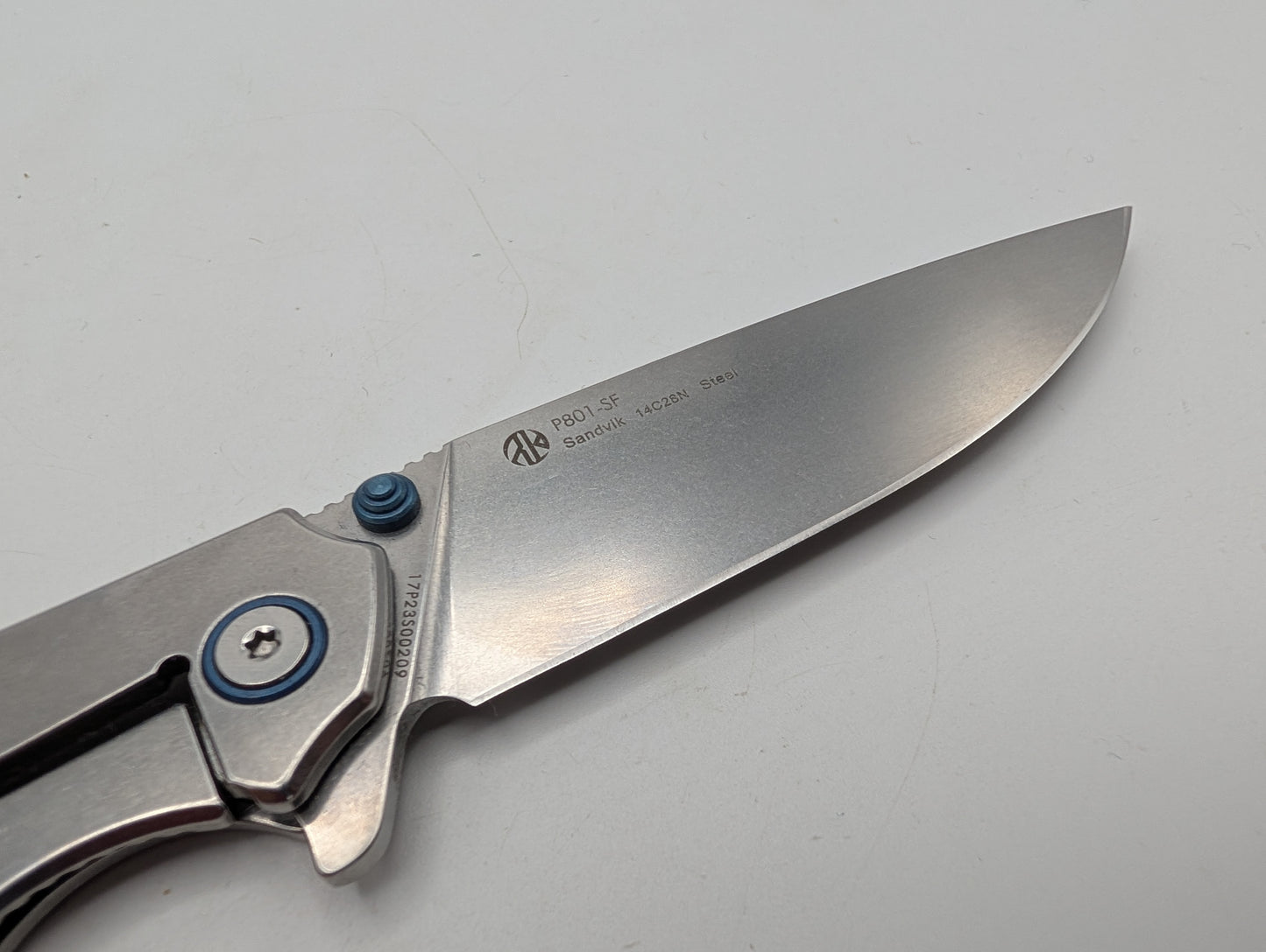 Ruike P801-SF – Grade A