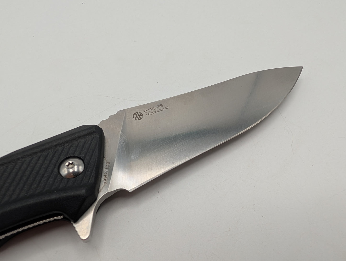 Ruike D198-PB – Grade A