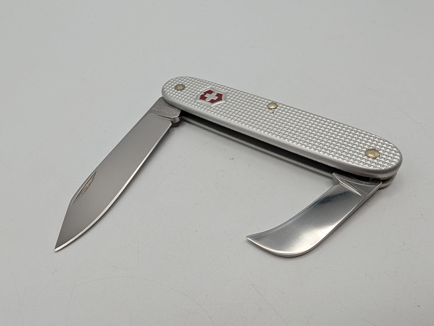 Victorinox Pioneer Pruner Alox Zilver Gemodificeerd – Grade A