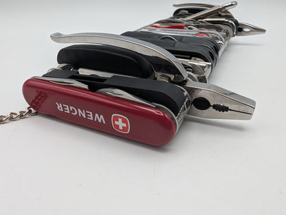 Couteau suisse Wenger Giant 16999 - Grade B