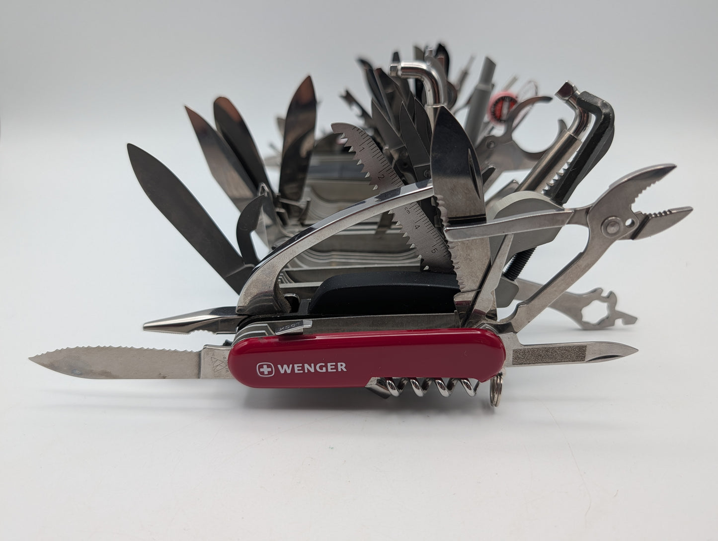 Couteau suisse Wenger Giant 16999 - Grade B