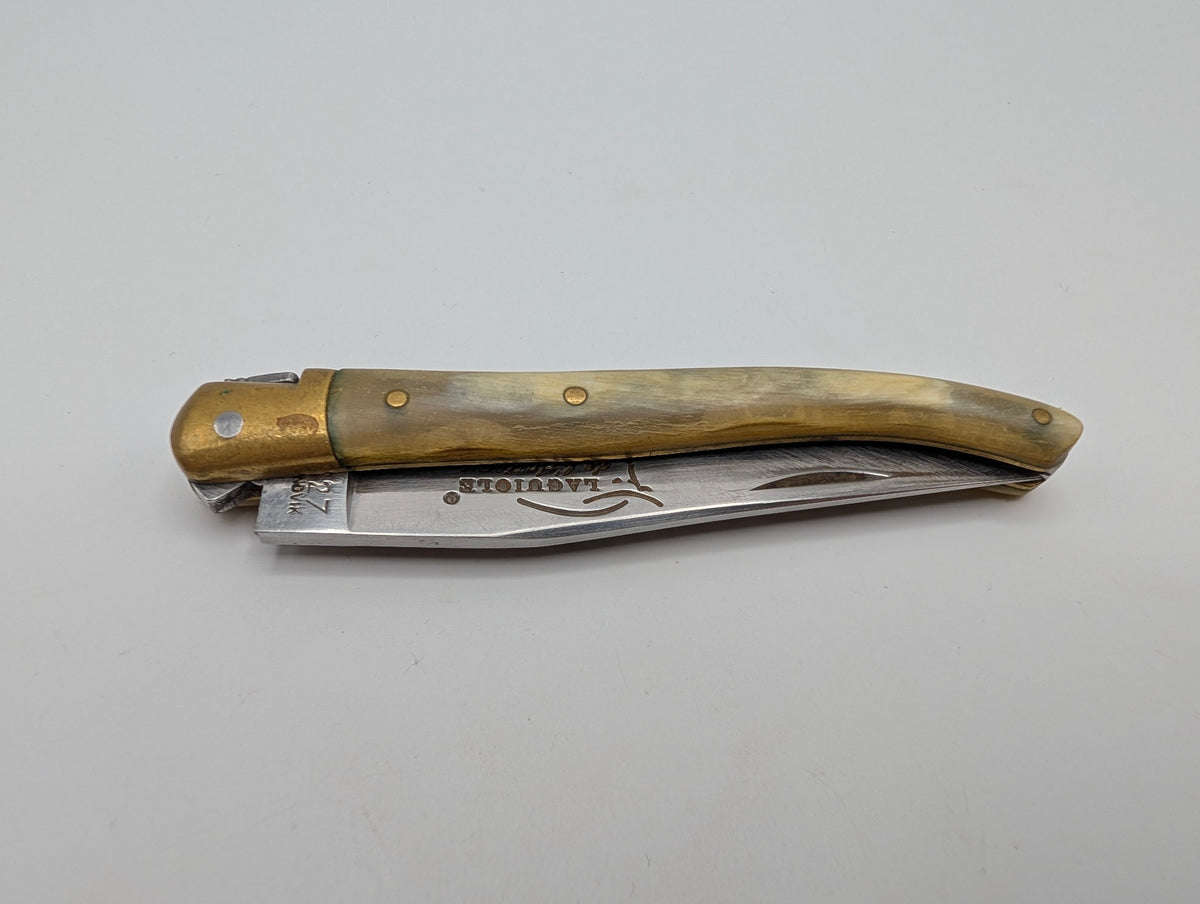 Laguiole de l'Artisan Horn und Messing – Grad C