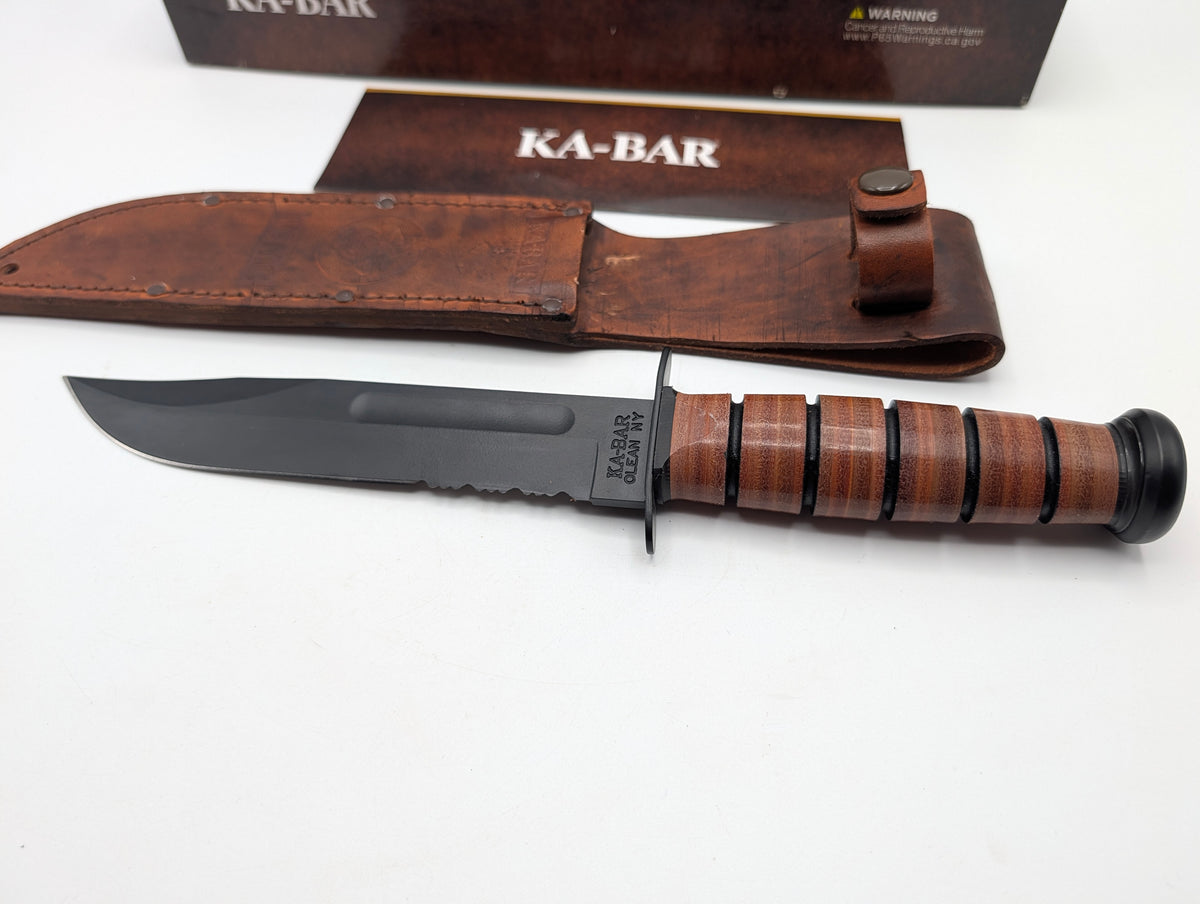KA-BAR USMC dentelé – Grade B
