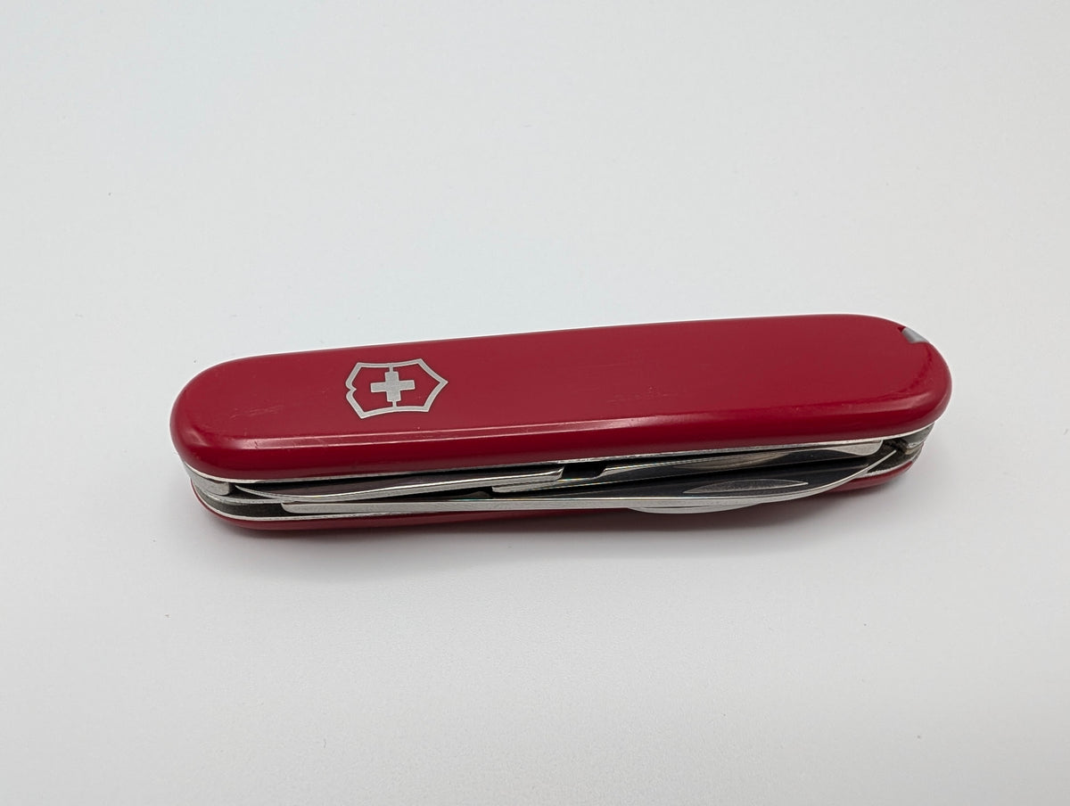 Victorinox Compact Rot – Güteklasse B