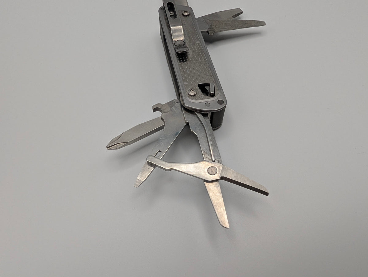 Leatherman FREE T4 – Grade A